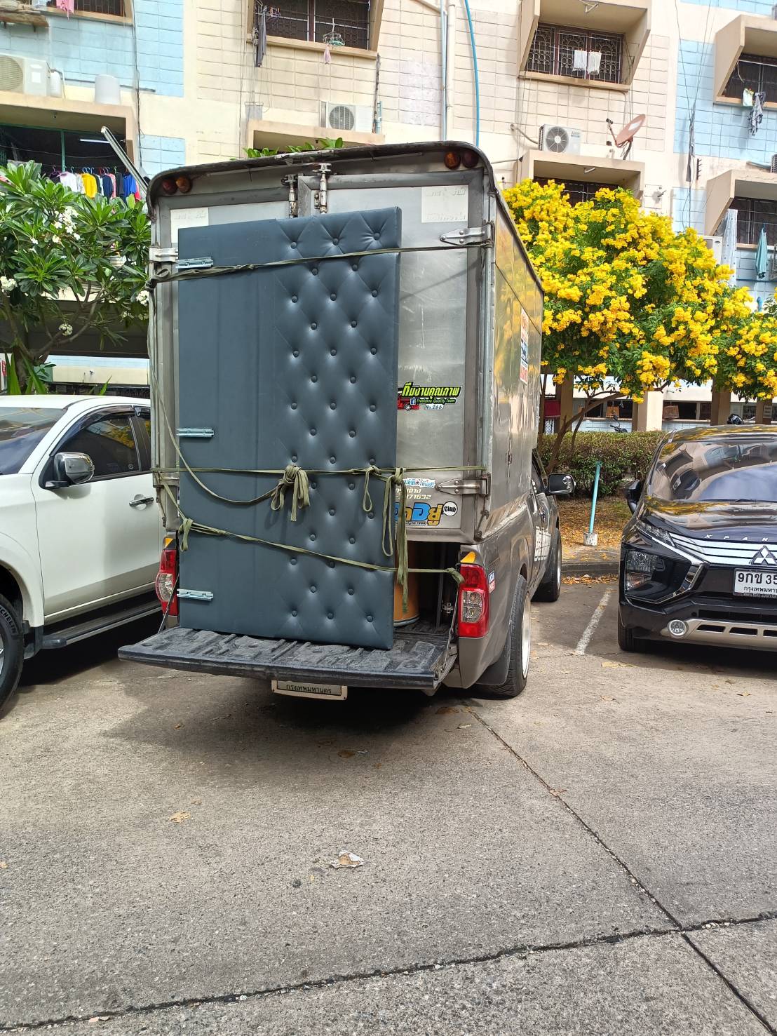 13 - https://ชวลิตขนส่งทั่วไป.com | ชวลิตบริการรถรับจ้างขนส่ง - ให้บริการรถรับจ้าง รถกระบะรับจ้าง รถกระบะรับจ้างขนของ ย้ายห้อง ย้ายบ้าน ย้ายออฟฟิศ ขนส่งสัตว์เลี้ยง ขนมอเตอร์ไซค์