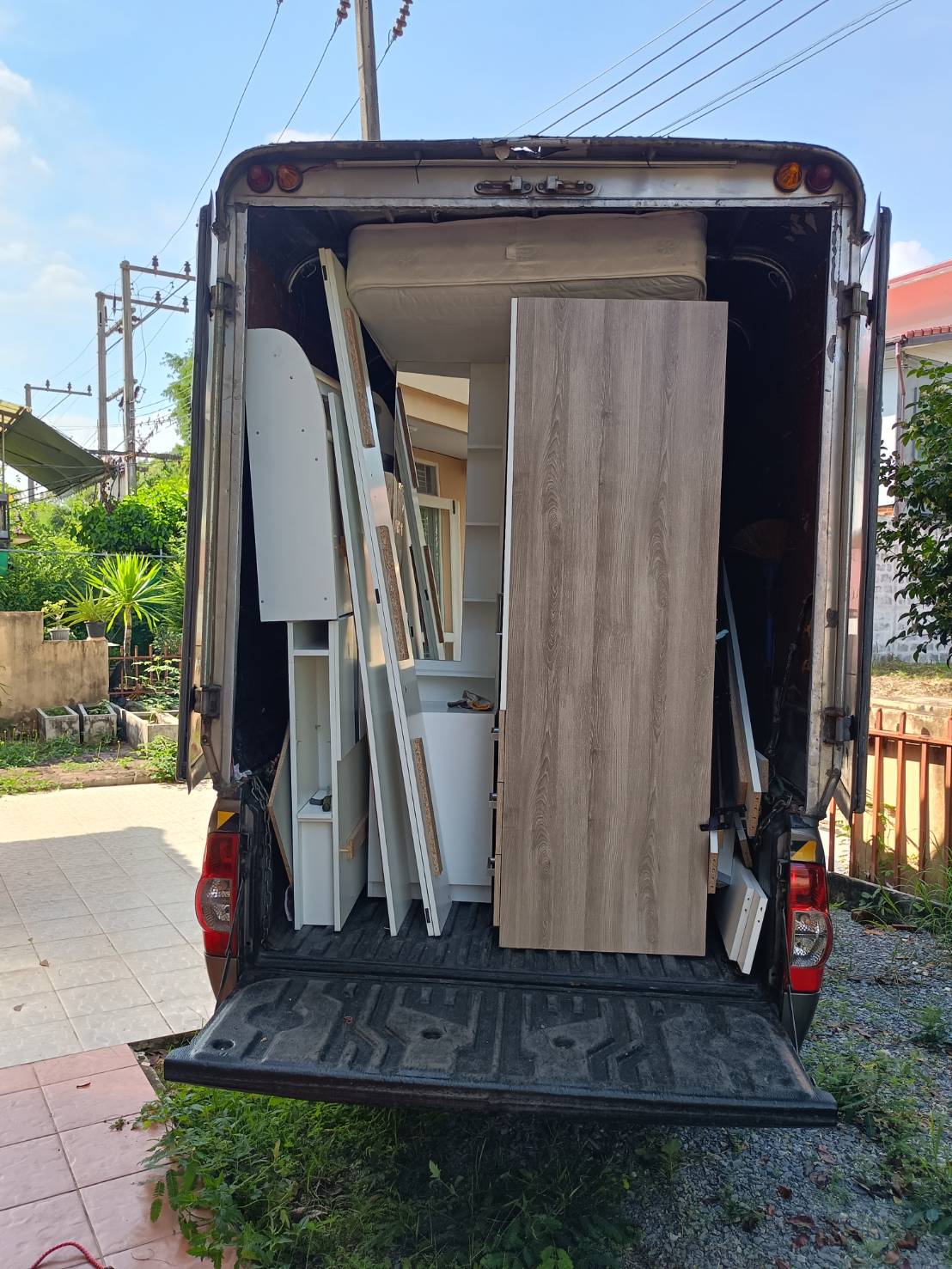 18 - https://ชวลิตขนส่งทั่วไป.com | ชวลิตบริการรถรับจ้างขนส่ง - ให้บริการรถรับจ้าง รถกระบะรับจ้าง รถกระบะรับจ้างขนของ ย้ายห้อง ย้ายบ้าน ย้ายออฟฟิศ ขนส่งสัตว์เลี้ยง ขนมอเตอร์ไซค์