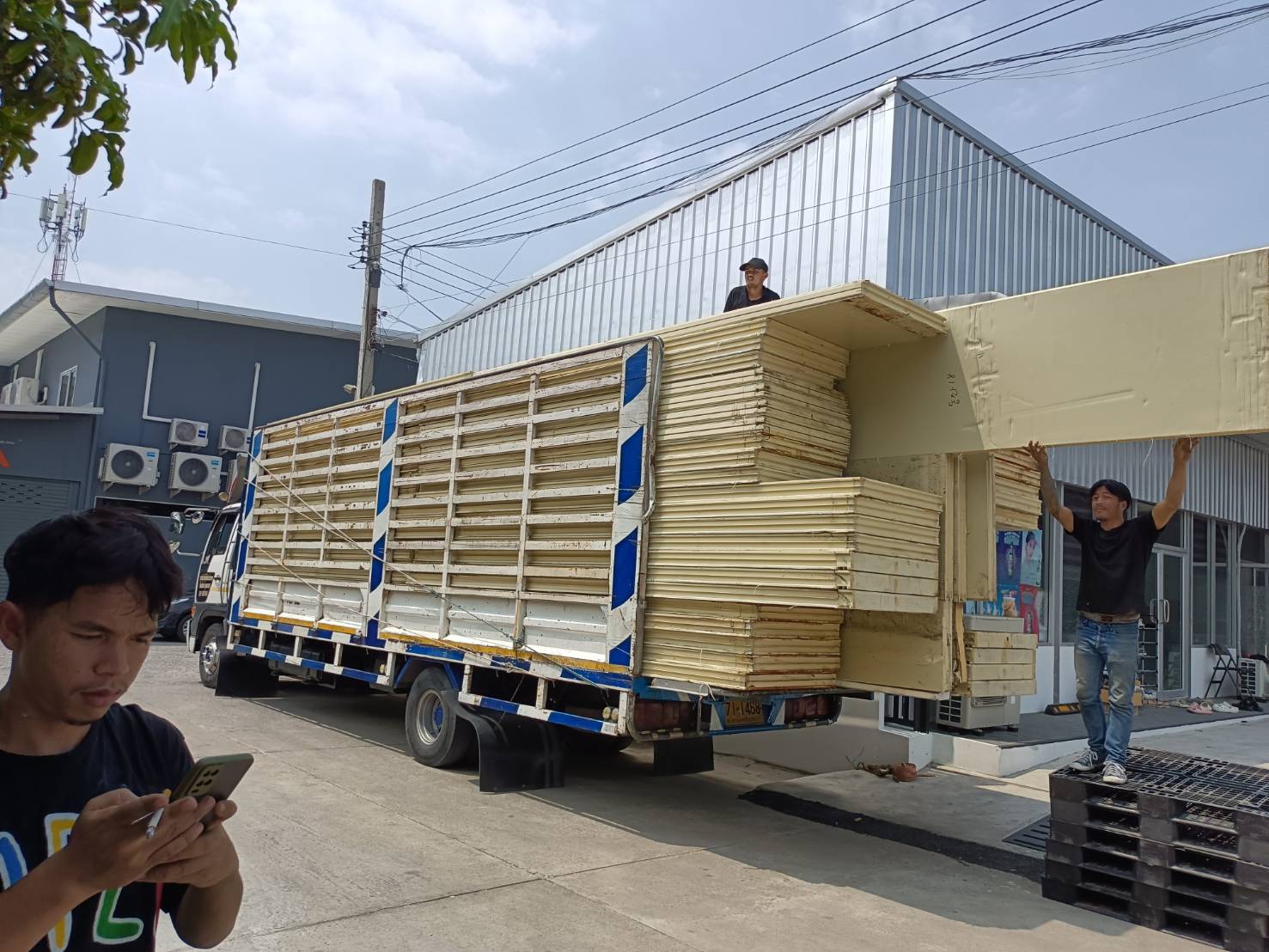 36 - https://ชวลิตขนส่งทั่วไป.com | ชวลิตบริการรถรับจ้างขนส่ง - ให้บริการรถรับจ้าง รถกระบะรับจ้าง รถกระบะรับจ้างขนของ ย้ายห้อง ย้ายบ้าน ย้ายออฟฟิศ ขนส่งสัตว์เลี้ยง ขนมอเตอร์ไซค์