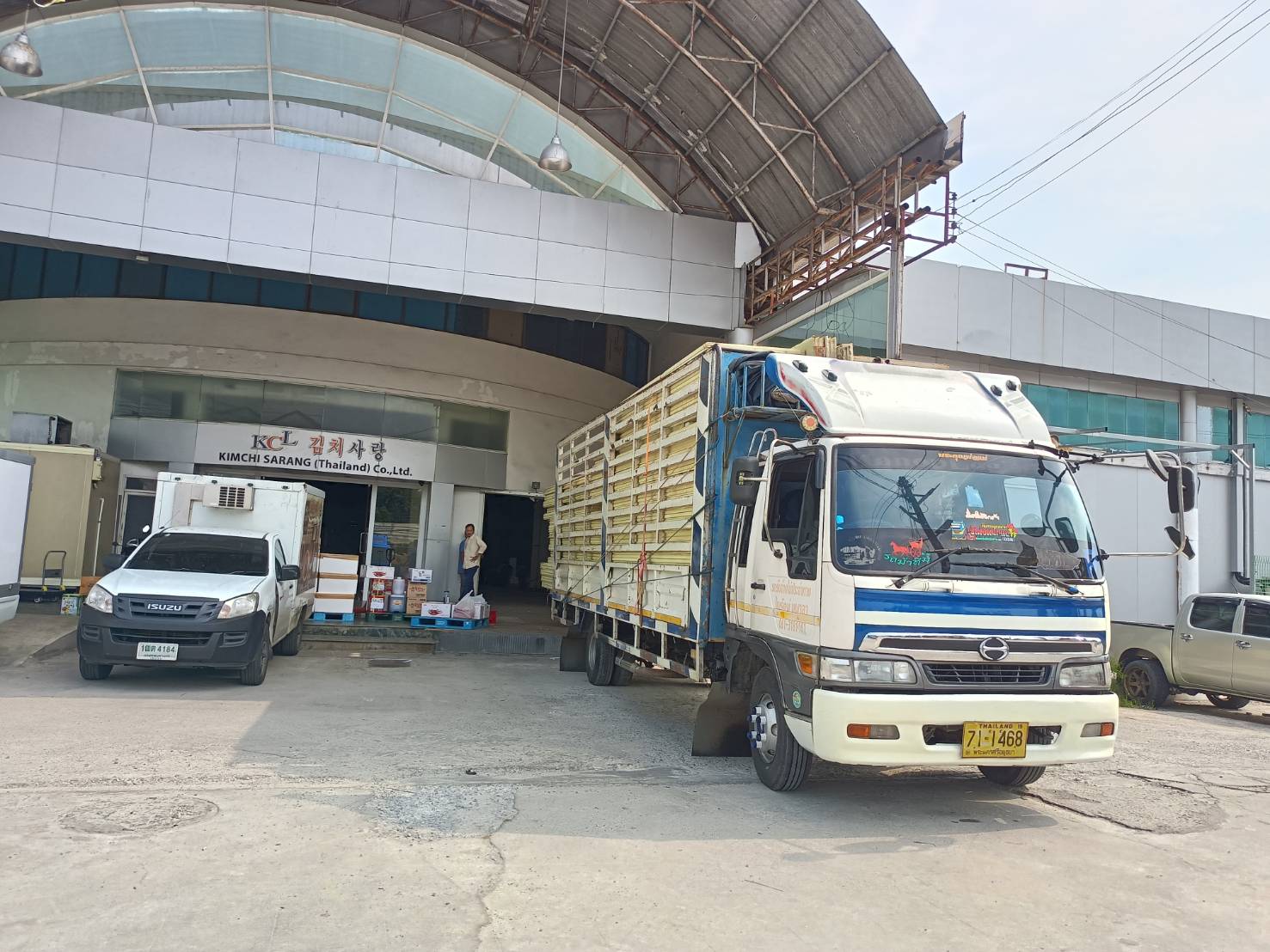 37 - https://ชวลิตขนส่งทั่วไป.com | ชวลิตบริการรถรับจ้างขนส่ง - ให้บริการรถรับจ้าง รถกระบะรับจ้าง รถกระบะรับจ้างขนของ ย้ายห้อง ย้ายบ้าน ย้ายออฟฟิศ ขนส่งสัตว์เลี้ยง ขนมอเตอร์ไซค์