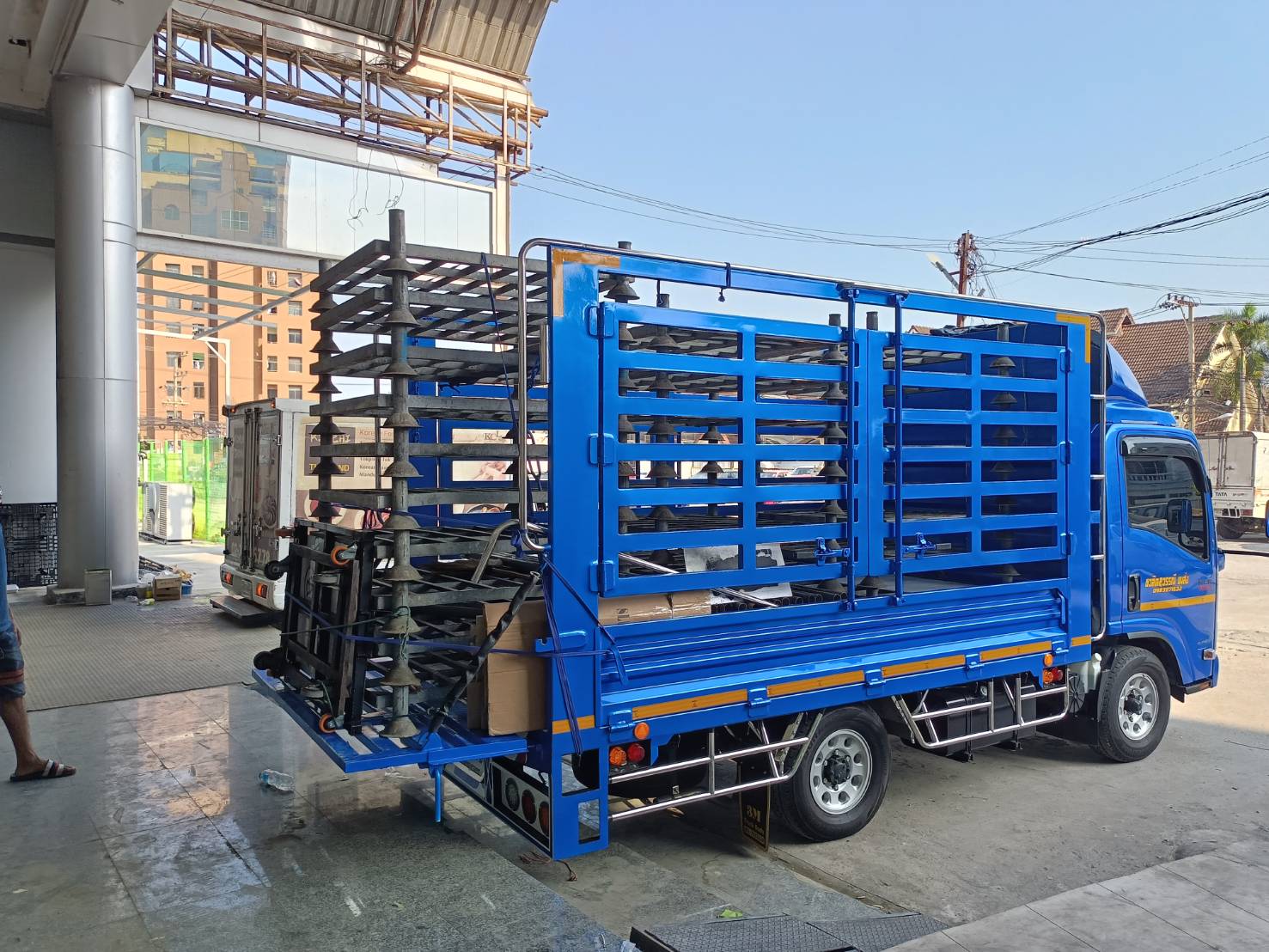 40 - https://ชวลิตขนส่งทั่วไป.com | ชวลิตบริการรถรับจ้างขนส่ง - ให้บริการรถรับจ้าง รถกระบะรับจ้าง รถกระบะรับจ้างขนของ ย้ายห้อง ย้ายบ้าน ย้ายออฟฟิศ ขนส่งสัตว์เลี้ยง ขนมอเตอร์ไซค์