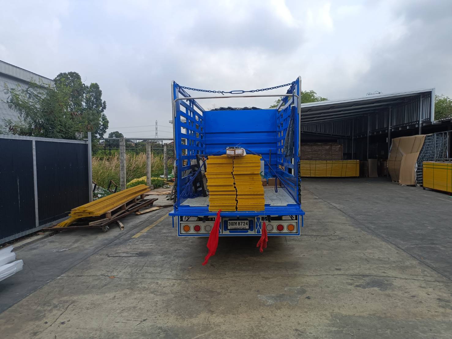 41 - https://ชวลิตขนส่งทั่วไป.com | ชวลิตบริการรถรับจ้างขนส่ง - ให้บริการรถรับจ้าง รถกระบะรับจ้าง รถกระบะรับจ้างขนของ ย้ายห้อง ย้ายบ้าน ย้ายออฟฟิศ ขนส่งสัตว์เลี้ยง ขนมอเตอร์ไซค์