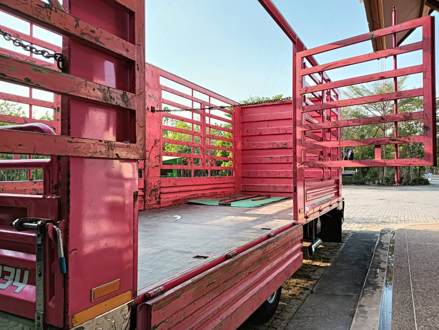 43 - https://ชวลิตขนส่งทั่วไป.com | ชวลิตบริการรถรับจ้างขนส่ง - ให้บริการรถรับจ้าง รถกระบะรับจ้าง รถกระบะรับจ้างขนของ ย้ายห้อง ย้ายบ้าน ย้ายออฟฟิศ ขนส่งสัตว์เลี้ยง ขนมอเตอร์ไซค์